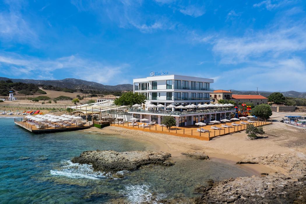 Blue Sea Hotel