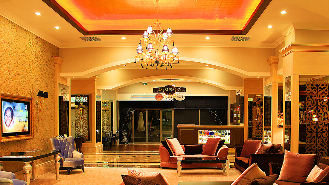 Cratos Premium Hotel & Casino & Spa