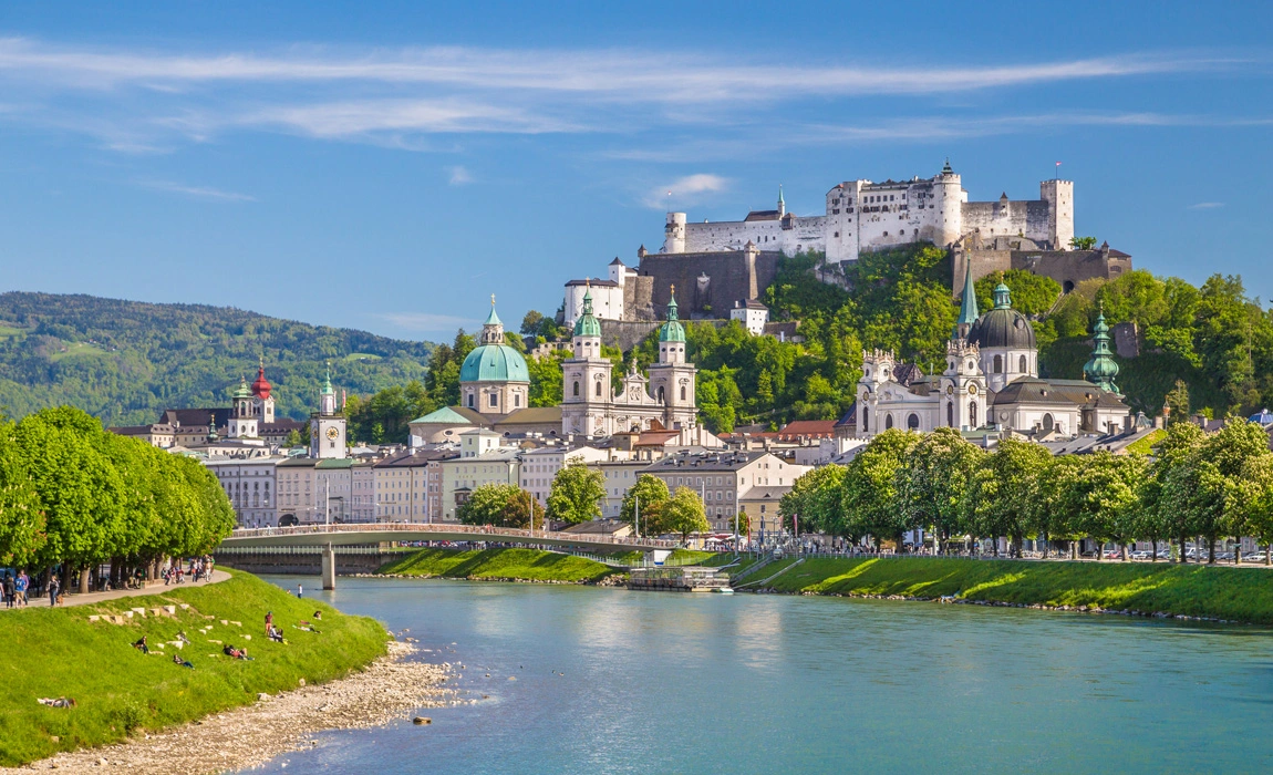 Berlin ve Alpler Trenli Hallstatt Bir Orta Avrupa Masalı Turu Wizz Air ile / 7 Gece Otel Konaklamalı / Ankara Çıkışlı