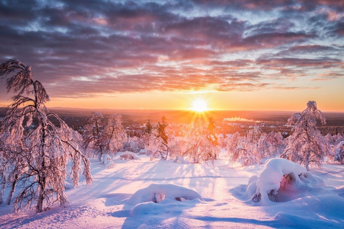 Büyüleyici Kuzey Işıkları ve Lapland Turu Türk Hava Yolları ile Ekstra Turlar Dahil / 3 Gece Otel Konaklamalı / İstanbul Çıkışlı / 2027