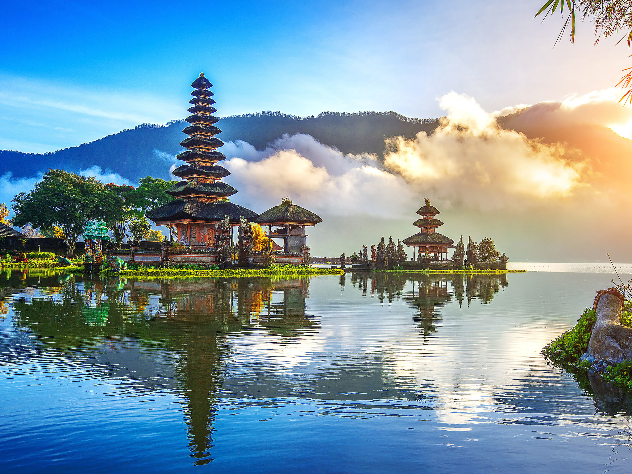 Elegant Bali Kuala Lumpur Singapur Turu THY ile Vizesiz Ekstra Turlar Dahil / 6 Gece Otel Konaklamalı / İstanbul Çıkışlı / 2027