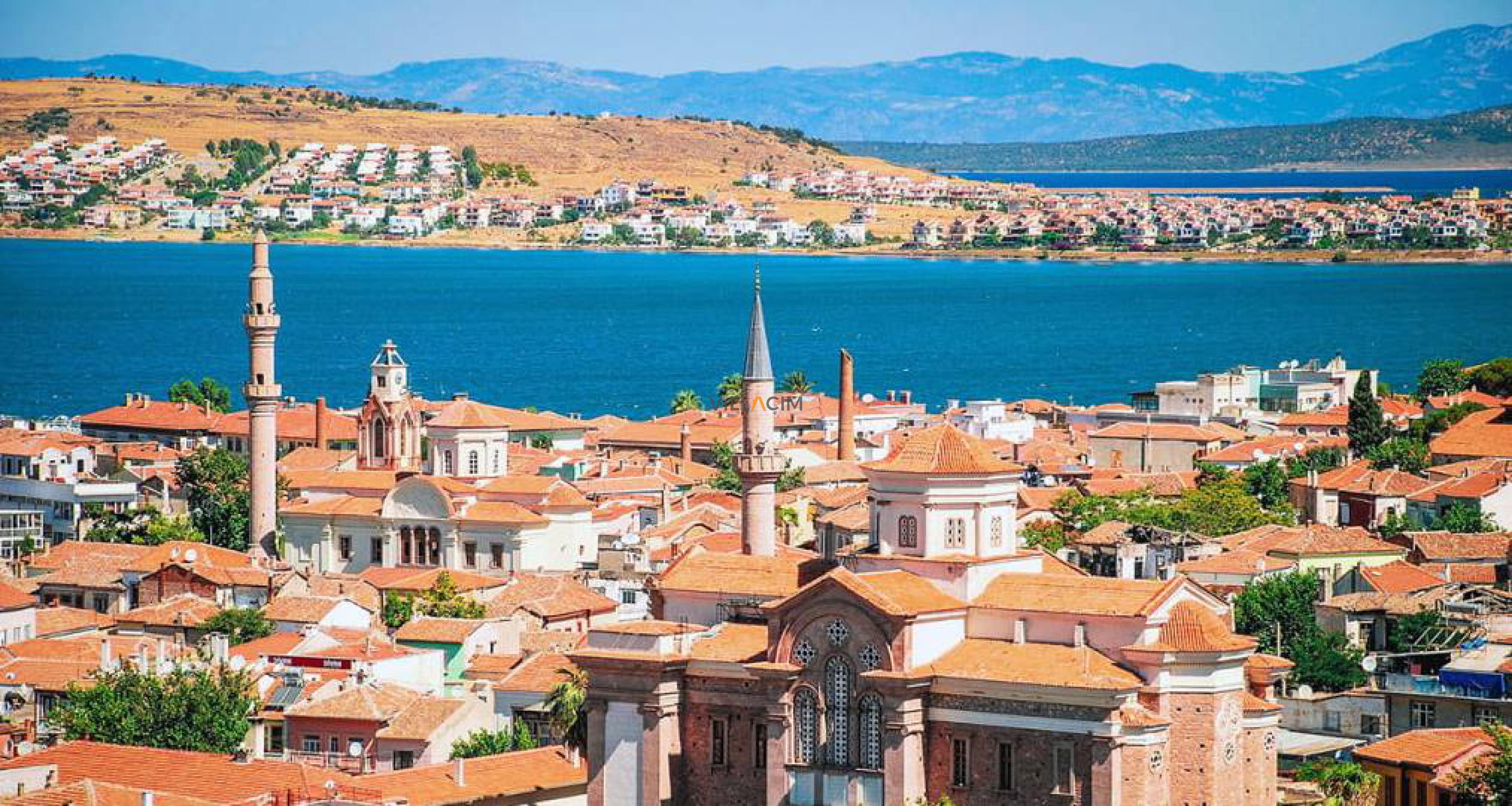 İzmir Alaçatı Sığacık Foça Efes Turu / 2 Gece Otel Konaklamalı / Bursa Çıkışlı