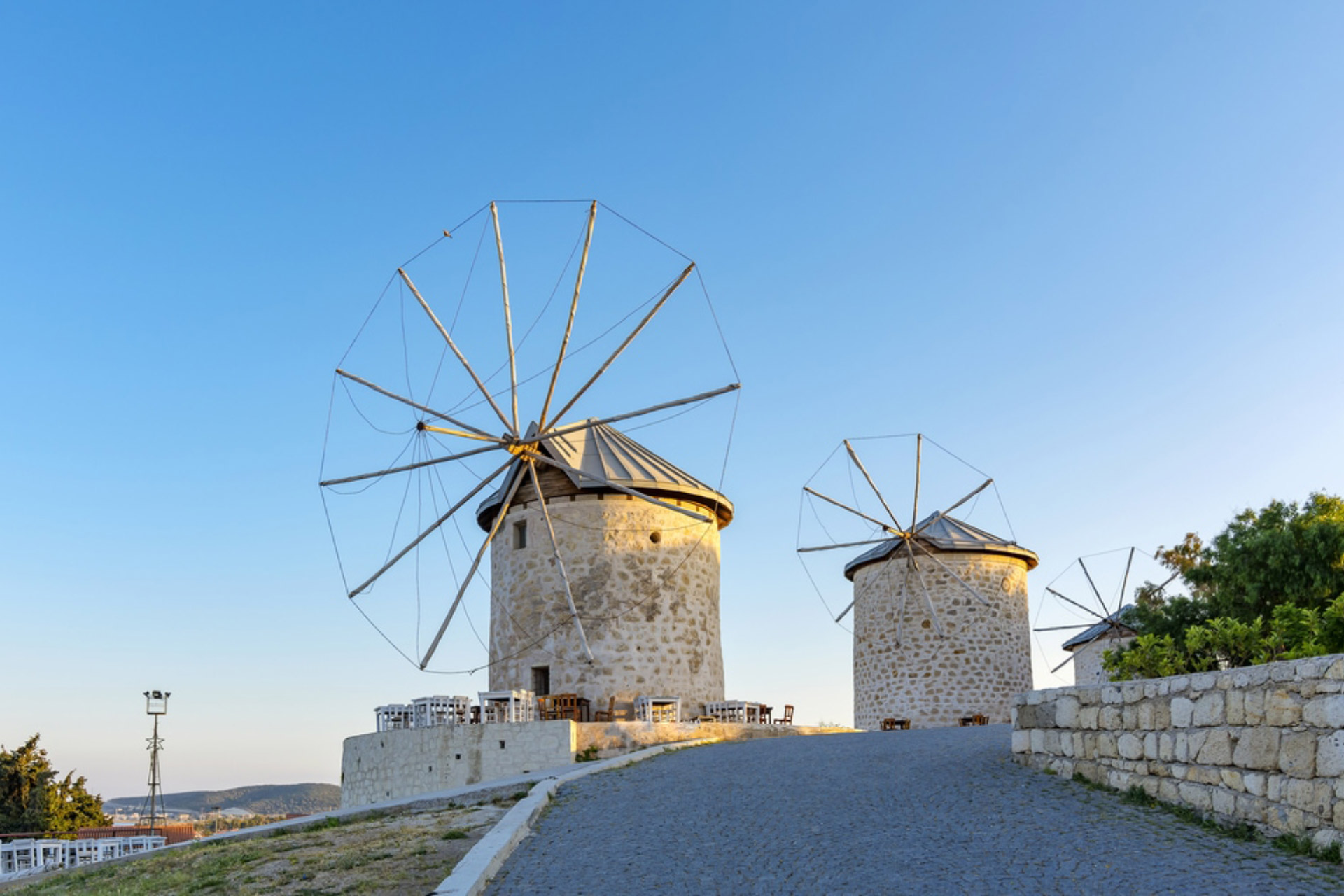 İzmir Çeşme Alaçatı Efes Şirince Turu / 1 Gece Otel Konaklamalı / Bursa Çıkışlı