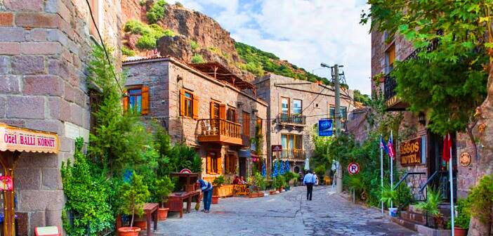 Kazdağları Assos Truva Çanakkale Şehitlik Turu / 1 Gece Otel Konaklamalı / İstanbul Çıkışlı / Ramazan Bayramı Özel