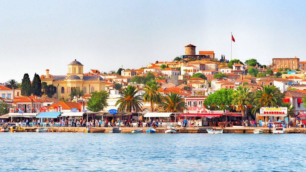 Kuşadası Çeşme Ayvalık Turu / 2 Gece Otel Konaklamalı / Bursa Çıkışlı