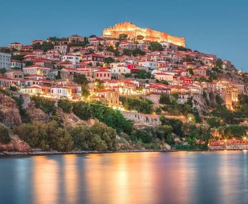 Midilli Adası Turu Feribot ile / 3 Gece Otel Konaklamalı / Ayvalık Çıkışlı