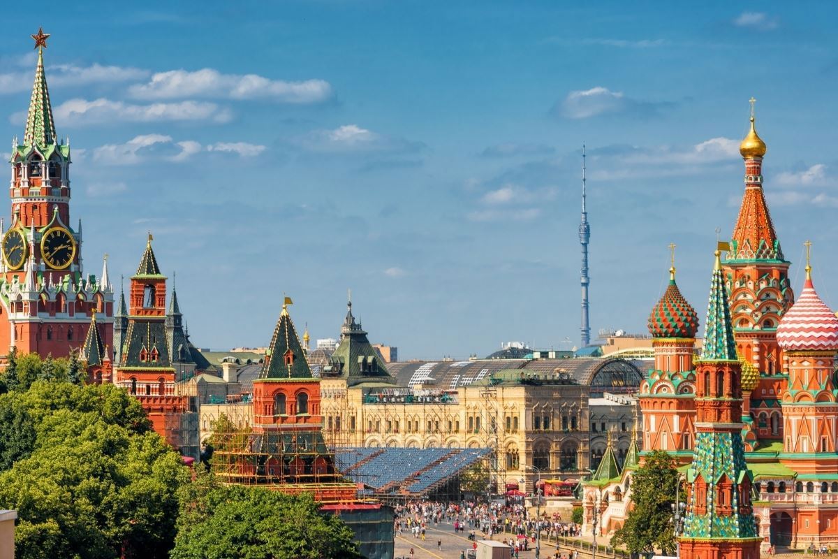 Moskova ve St. Petersburg Turu Türk HY ile / 5 Gece Otel Konaklamalı / İstanbul Çıkışlı