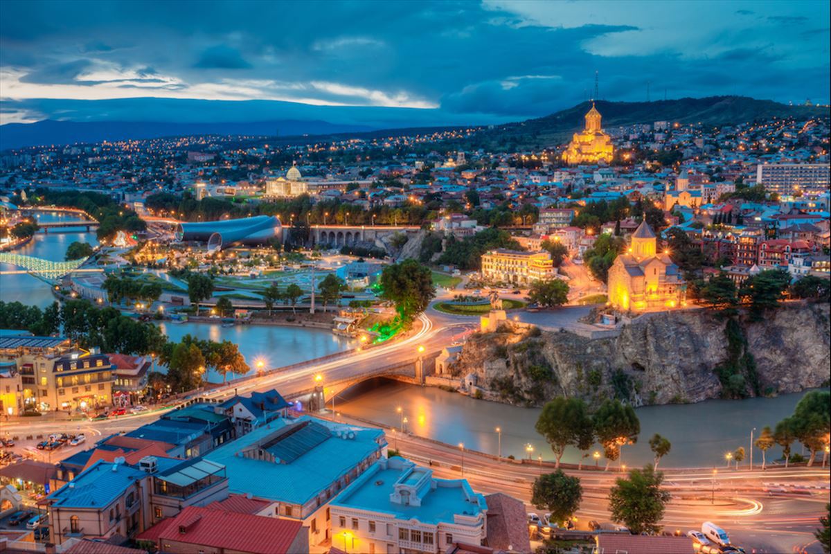 Prestij Tiflis Turu AJet HY ile Vizesiz / 3 Gece Otel Konaklamalı / İstanbul Çıkışlı