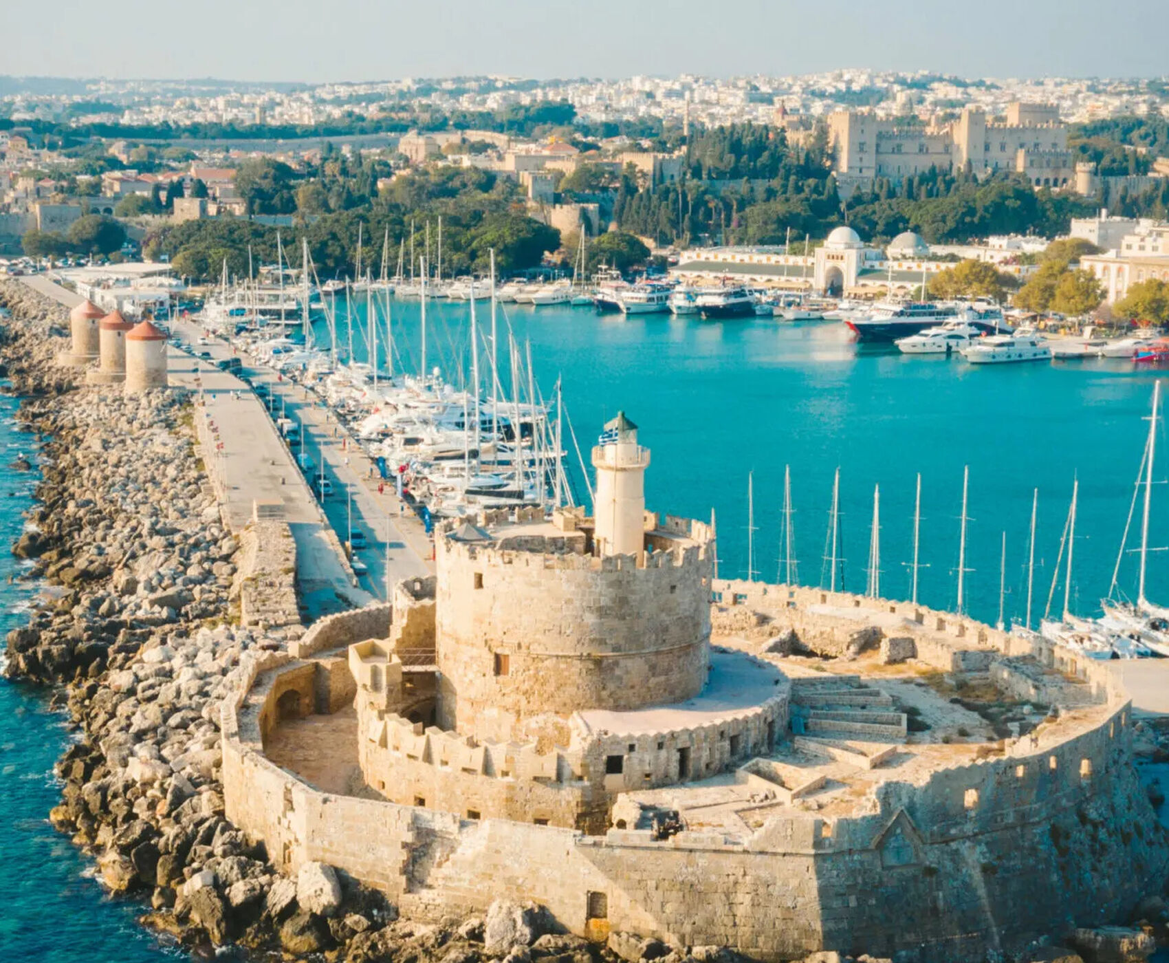 Rodos Adası Turu Feribot ile / 4 Gece Otel Konaklamalı / Marmaris Çıkışlı