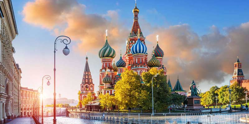 Rusya'nın İki Başkenti Moskova ve St. Petersburg Turu AJet ile / 5 Gece Otel Konaklamalı / Ankara Çıkışlı