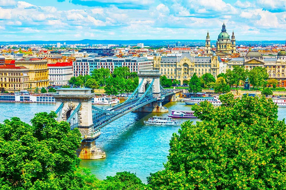 Orta Avrupa Masalı Turu Otobüs ile Ekstra Turlar Dahil / 7 Gece Otel Konaklamalı / İstanbul Çıkışlı