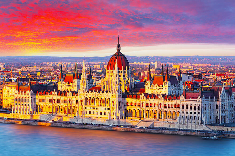 Orta Avrupa Masalı Turu Otobüs ile Ekstra Turlar Dahil / 7 Gece Otel Konaklamalı / İstanbul Çıkışlı