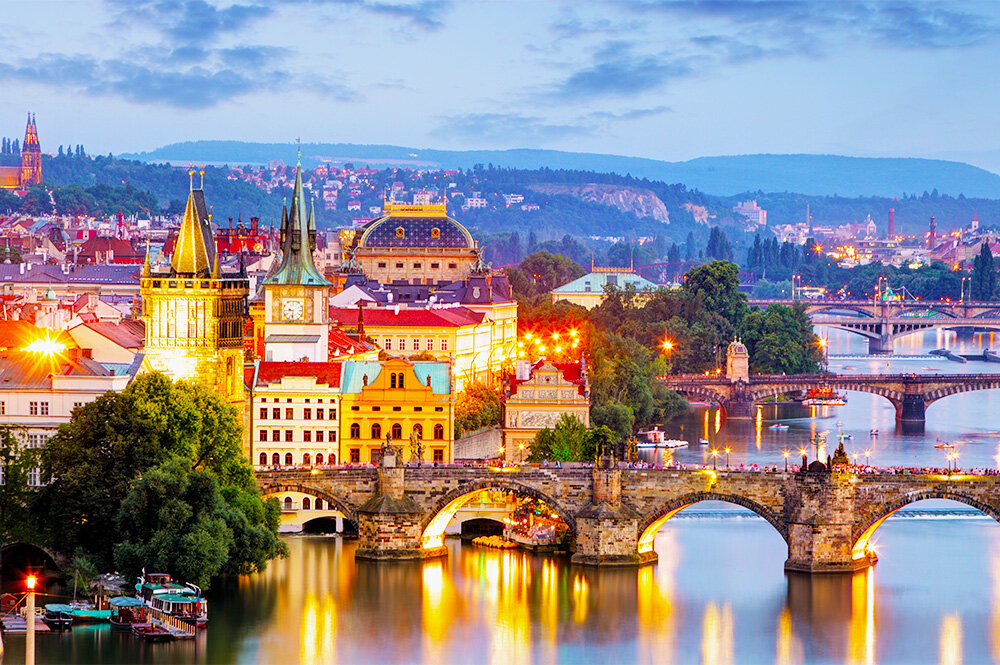 Orta Avrupa Masalı Turu Otobüs ile Ekstra Turlar Dahil / 7 Gece Otel Konaklamalı / İstanbul Çıkışlı