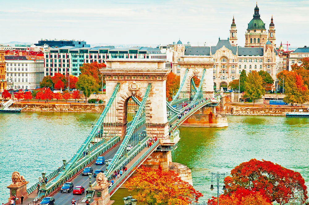 Orta Avrupa Masalı Turu Otobüs ile Ekstra Turlar Dahil / 7 Gece Otel Konaklamalı / İstanbul Çıkışlı