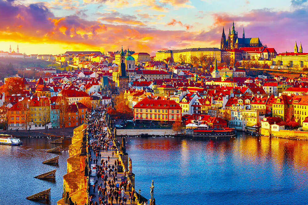 Orta Avrupa Masalı Turu Otobüs ile Ekstra Turlar Dahil / 7 Gece Otel Konaklamalı / İstanbul Çıkışlı