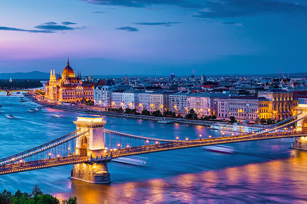 Orta Avrupa Masalı Turu Otobüs ile Ekstra Turlar Dahil / 7 Gece Otel Konaklamalı / İstanbul Çıkışlı