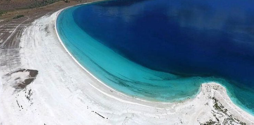 Salda Gölü Pamukkale Çeşme Alaçatı Turu / 1 Gece Otel Konaklamalı / İstanbul Çıkışlı