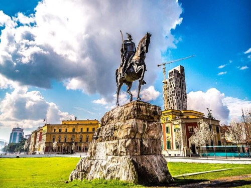 Elegant Balkan Turu 6 Ülke Pegasus İle Vizesiz Ekstra Turlar Dahil / 7 Gece Otel Konaklamalı / İzmir Çıkışlı