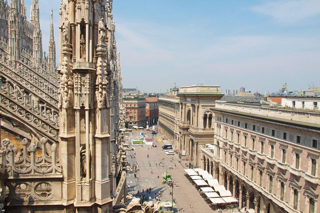 Deluxe Alplerin Gölgesinde 6 Ülke Turu Ekstra Turlar Dahil AJet ile / 7 Gece Otel Konaklamalı / İstanbul Çıkışlı